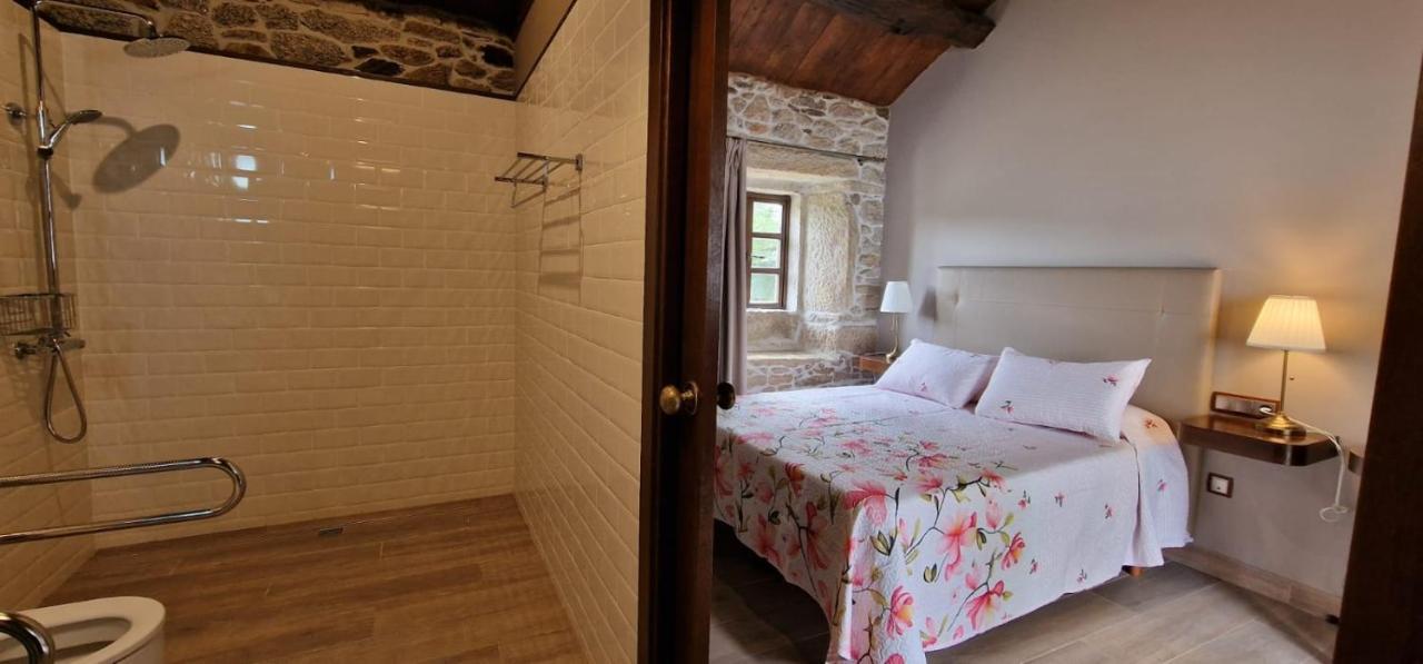 Habitaciones La Cuevona De Guitiriz Lugo ภายนอก รูปภาพ