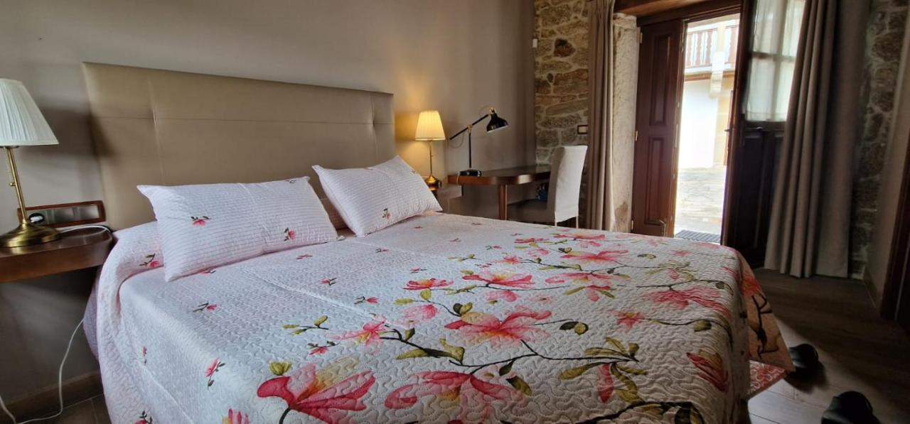 Habitaciones La Cuevona De Guitiriz Lugo ภายนอก รูปภาพ