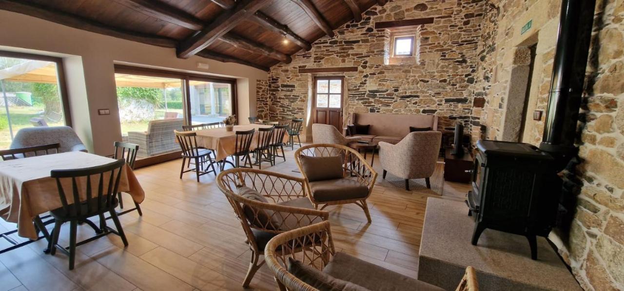 Habitaciones La Cuevona De Guitiriz Lugo ภายนอก รูปภาพ
