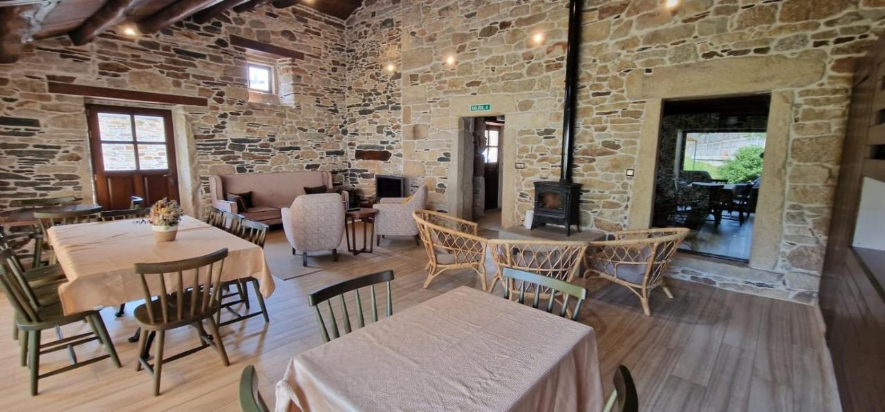 Habitaciones La Cuevona De Guitiriz Lugo ภายนอก รูปภาพ