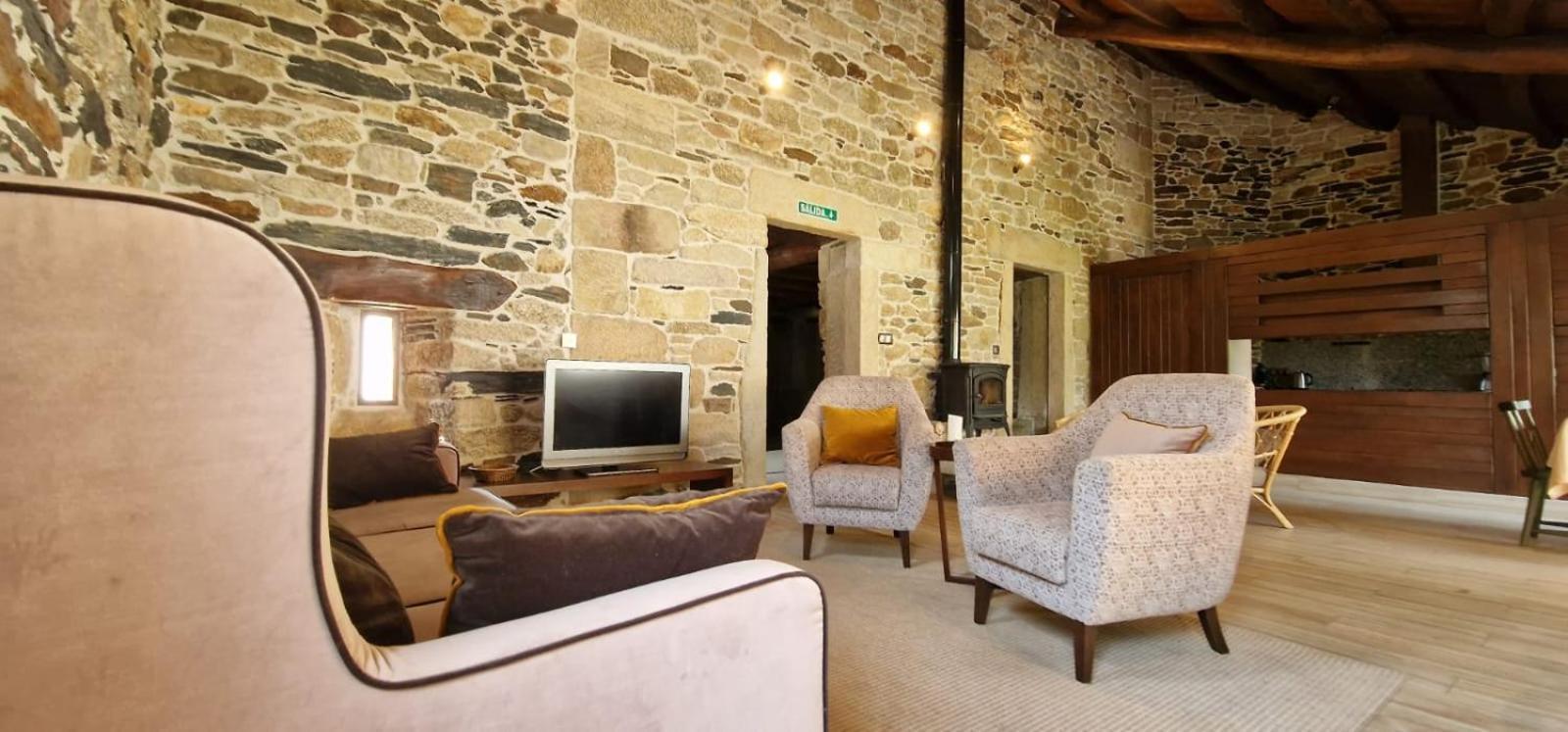 Habitaciones La Cuevona De Guitiriz Lugo ภายนอก รูปภาพ