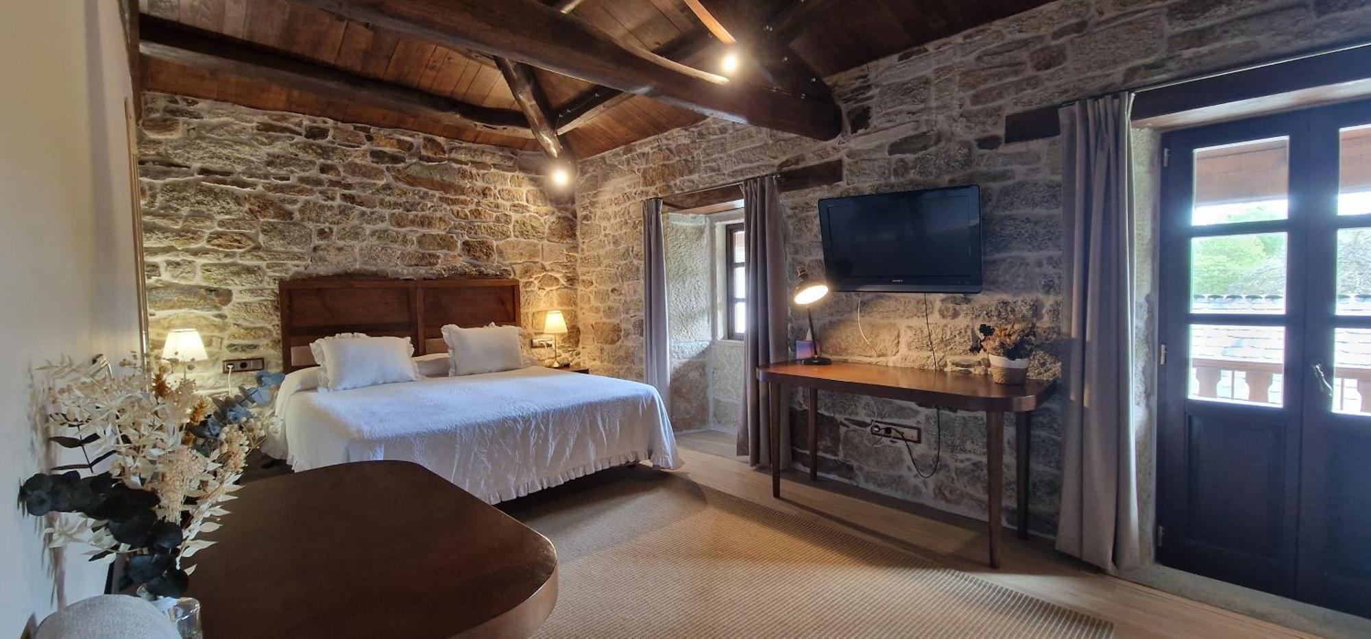 Habitaciones La Cuevona De Guitiriz Lugo ภายนอก รูปภาพ